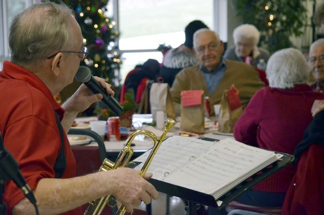 Abington Senior Community Center holds Christmas party Abington Journal